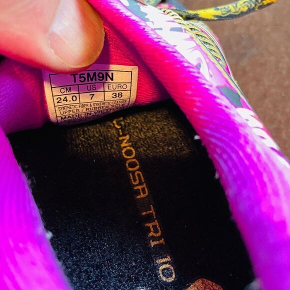 Mint condition Asics Gel Noosa Tri 10 womens 7 US - Picture 12 of 12